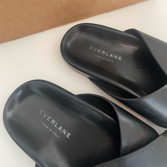 The Form Crossover Samdals by Everlane - Picture 3 of 4